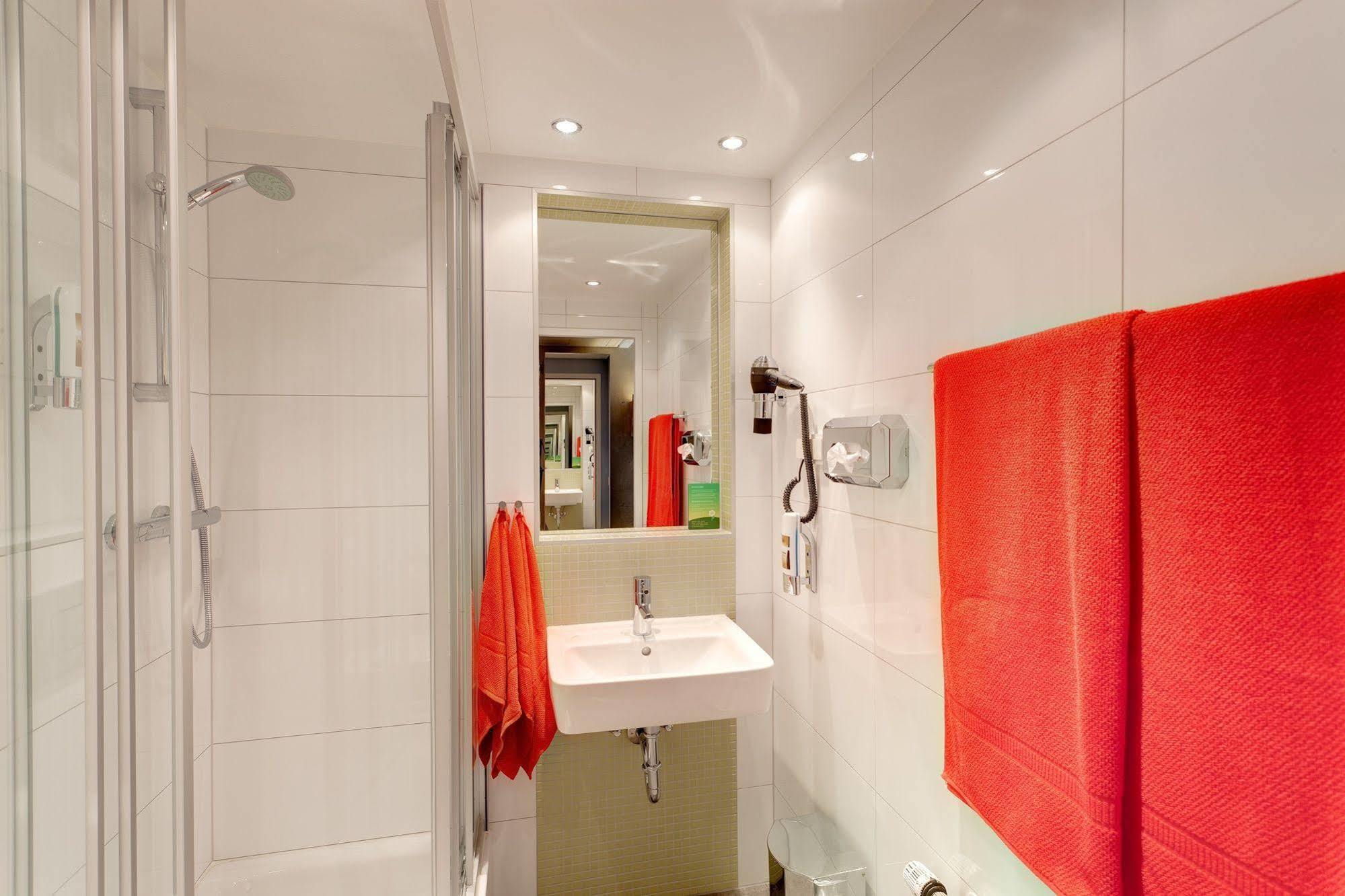 Hotel Meininger Downtown Franz Vienna