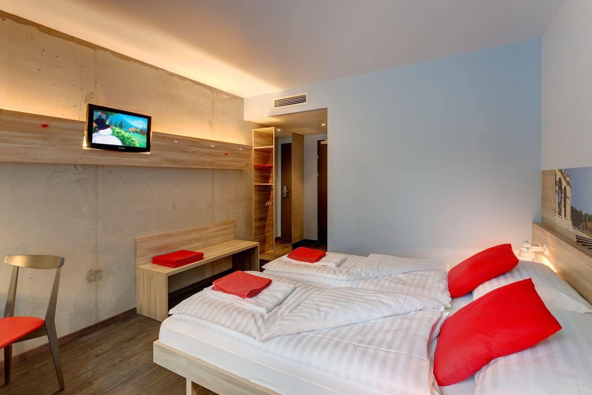 Hotel Meininger Downtown Franz Viena